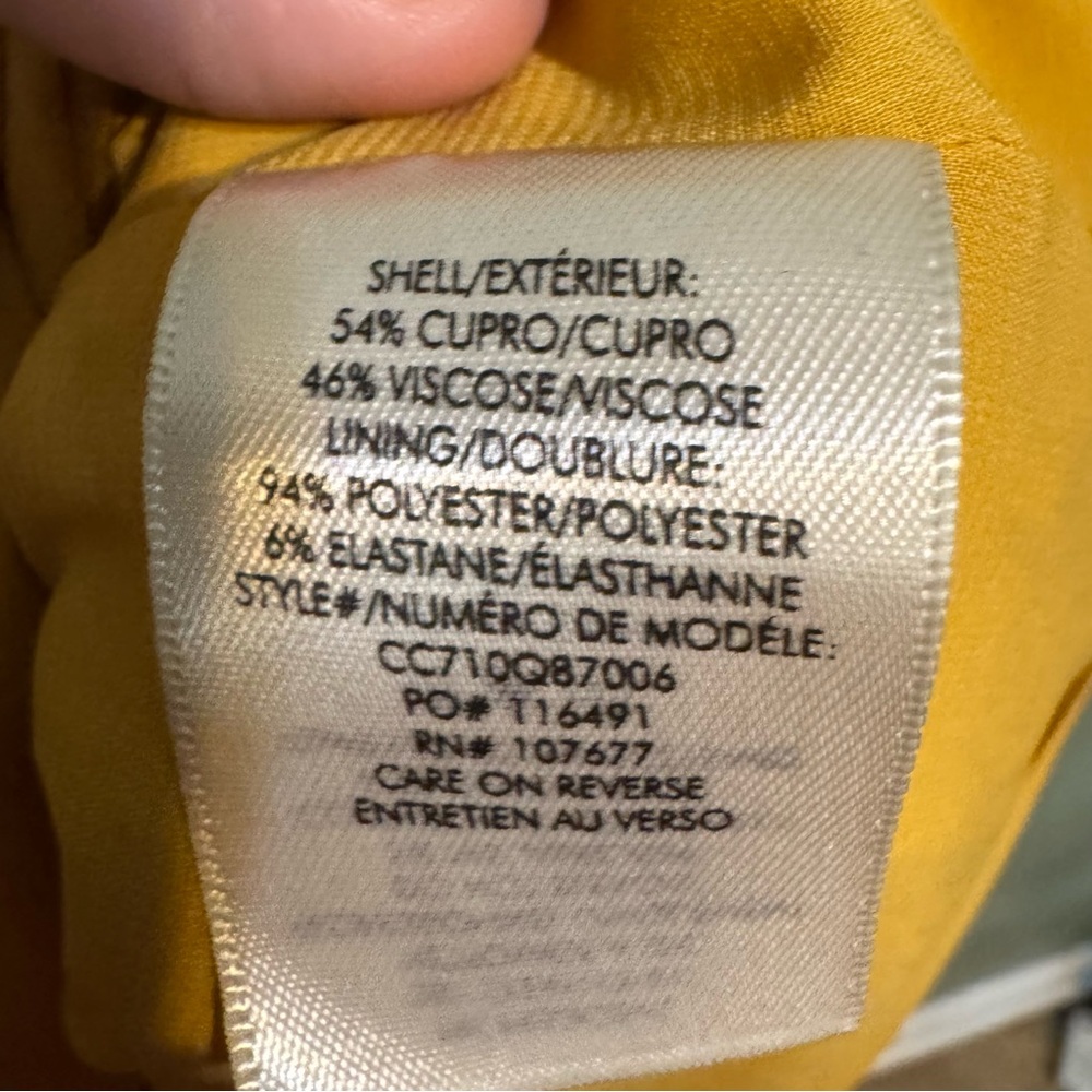 Alice + Olivia  Off-the-Shoulder Top Floral Print Bell Sleeve Large - Picture 4 of 5